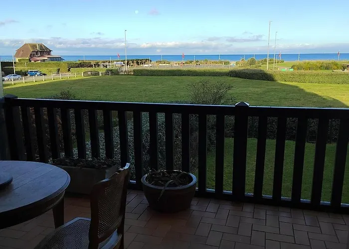 Apartamento Charming Beachfront In